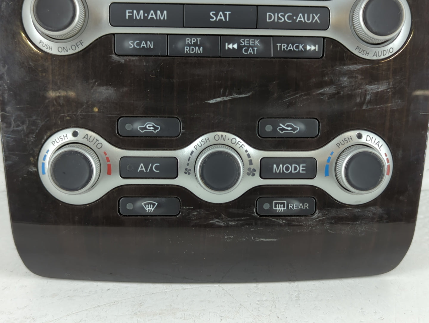 2011 Nissan Maxima Radio AM FM Cd Player Receiver Replacement P/N:P10380 A97100 68260 9N10A Fits OEM Used Auto Parts - Oemus