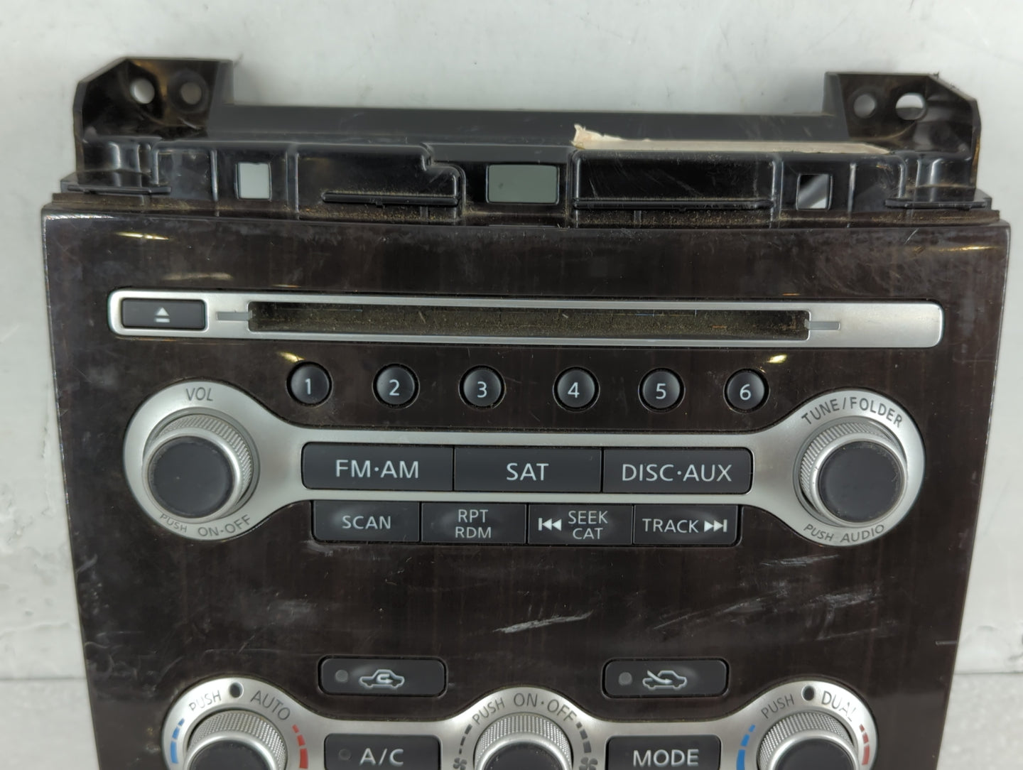 2011 Nissan Maxima Radio AM FM Cd Player Receiver Replacement P/N:P10380 A97100 68260 9N10A Fits OEM Used Auto Parts - Oemus