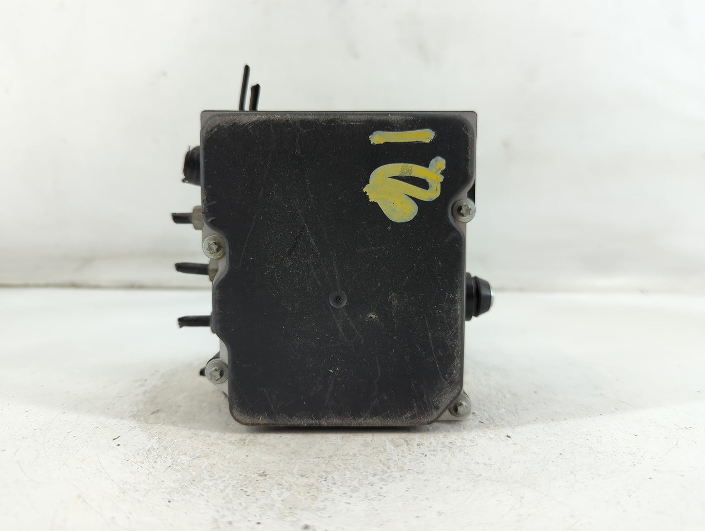 2011 Nissan Maxima ABS Pump Control Module Replacement P/N:47660 ZY00C Fits OEM Used Auto Parts - Oemusedautoparts1.com