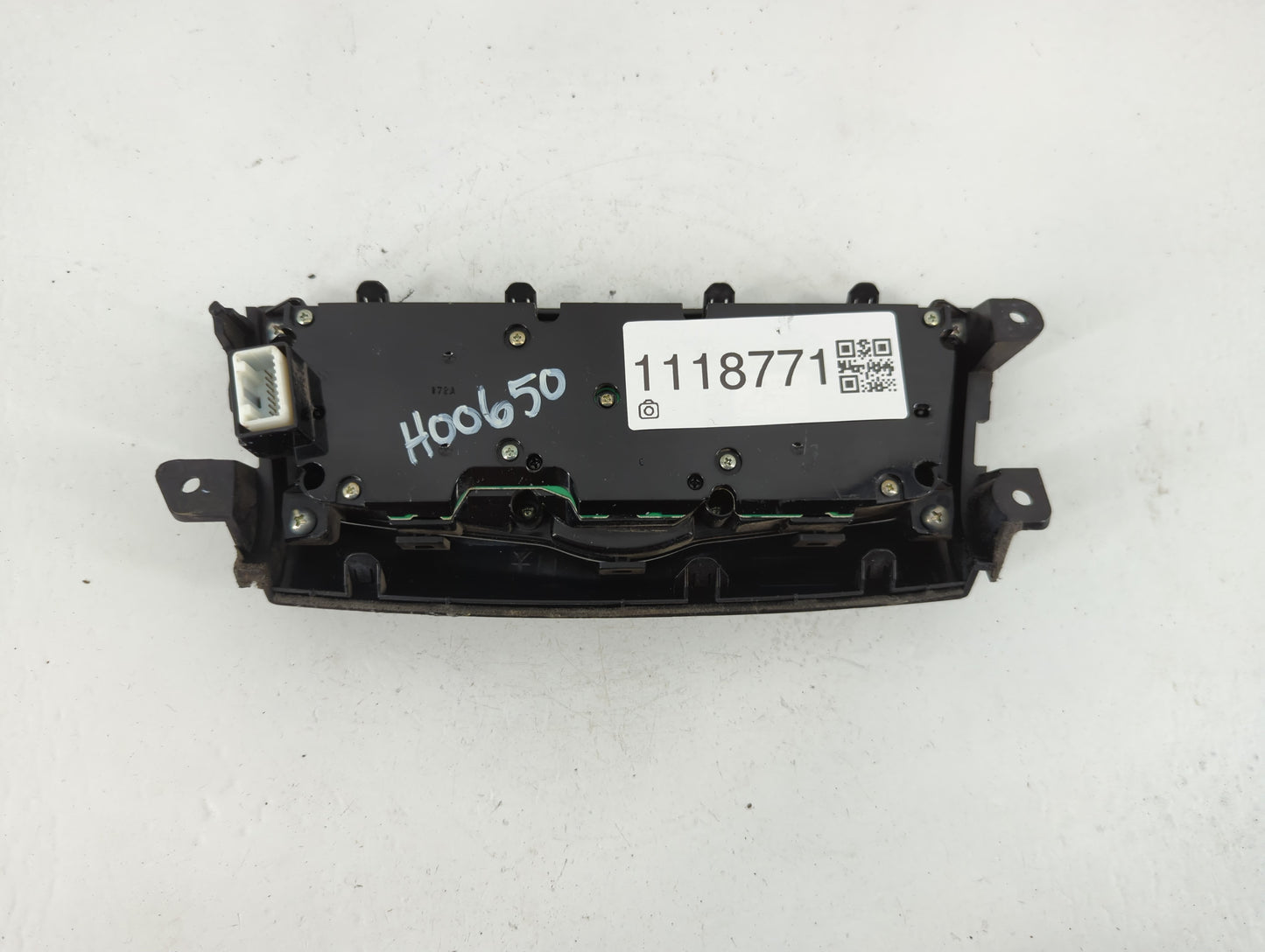 2011-2014 Nissan Murano Radio AM FM Cd Player Receiver Replacement P/N:172A Fits Fits 2011 2012 2013 2014 OEM Used Auto Part