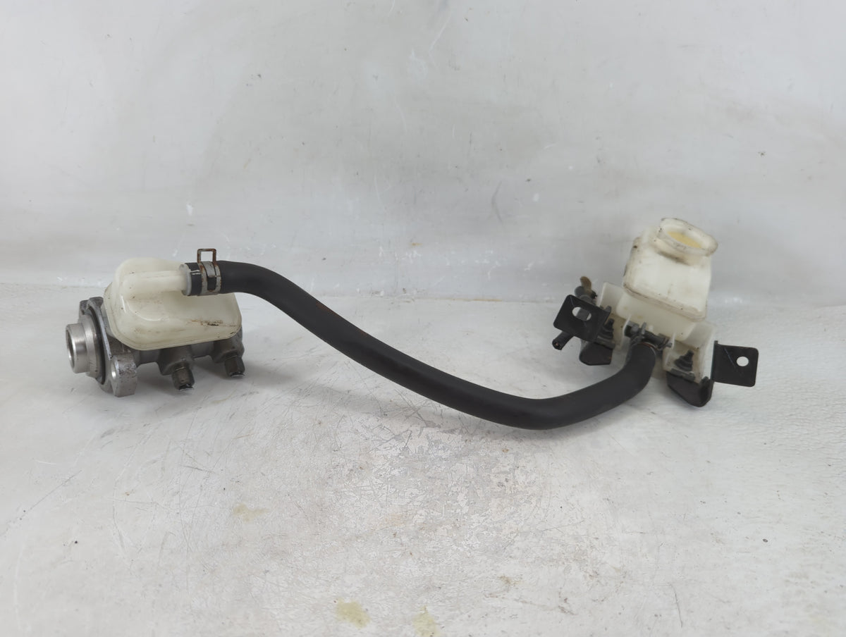 2009-2014 Nissan Murano Brake Master Cylinder 1208544 - Oemusedautoparts1.com