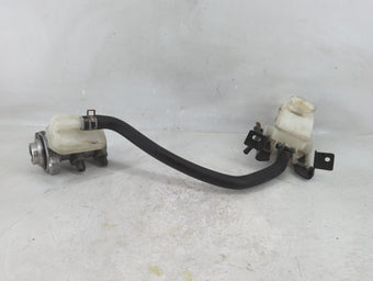 compare product 2009-2014 Nissan Murano Brake Master Cylinder 1208544