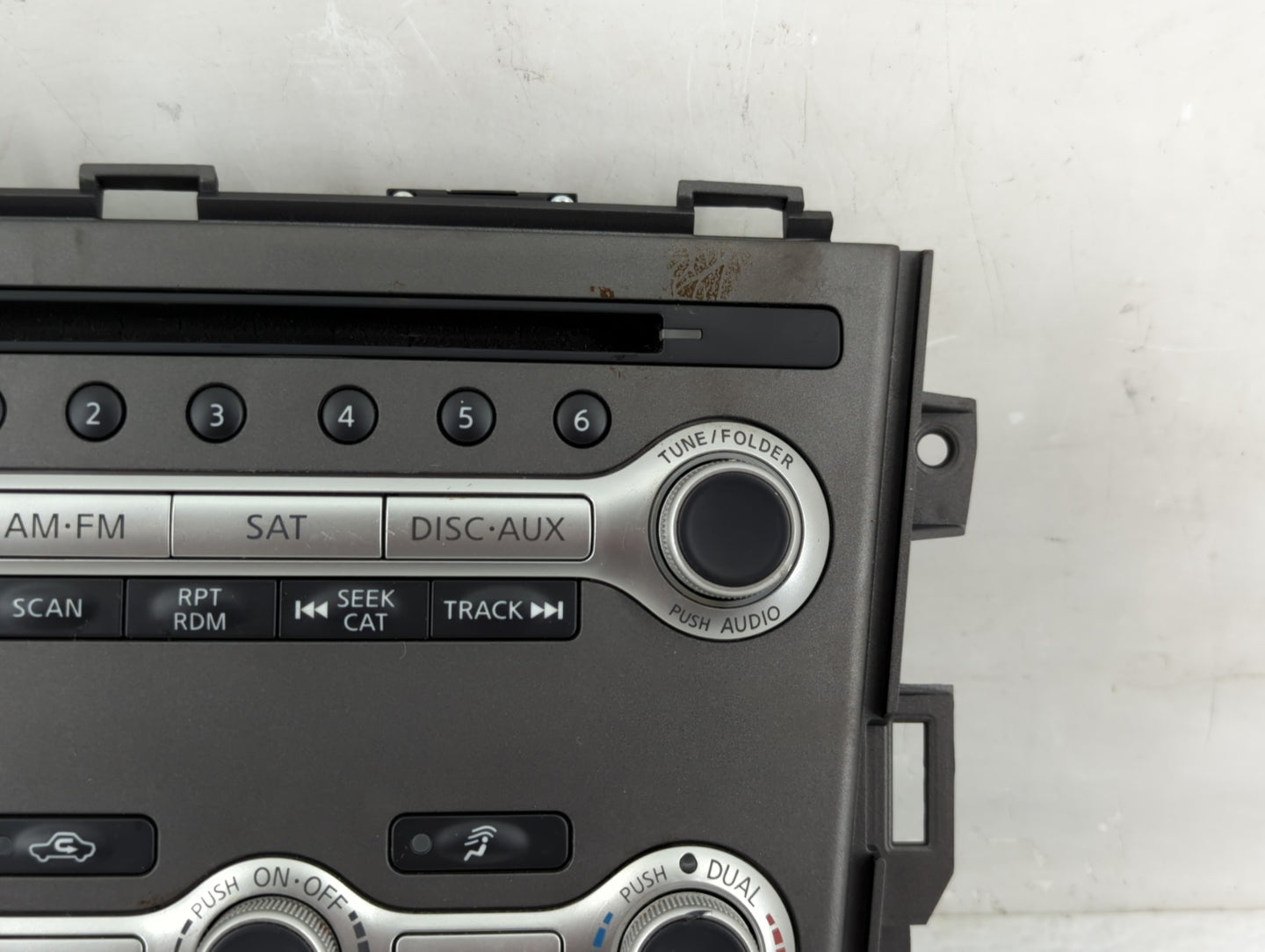 2011-2014 Nissan Murano Radio AM FM Cd Player Receiver Replacement P/N:F21PB1027B Fits Fits 2011 2012 2013 2014 OEM Used Aut