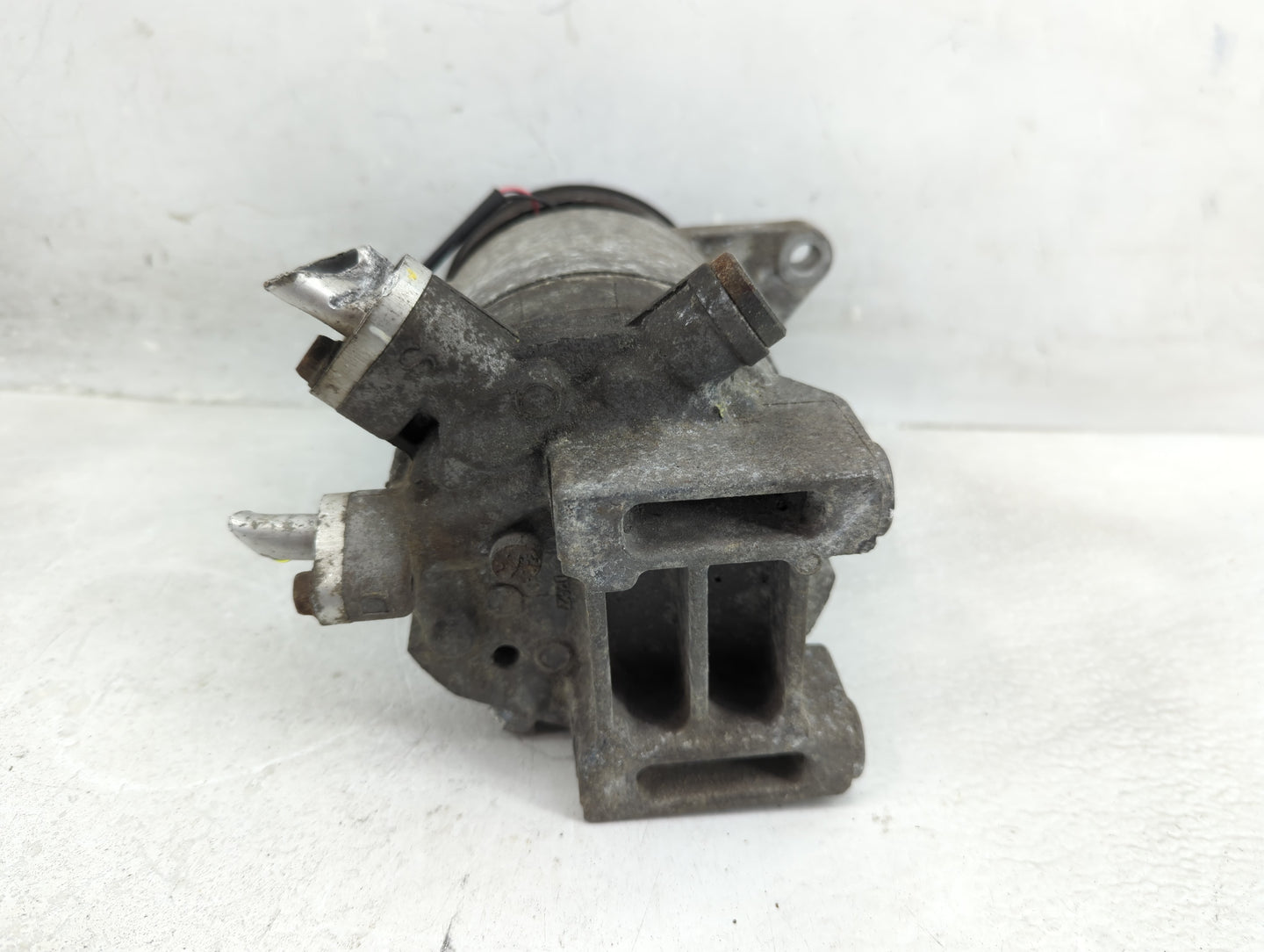 2009-2014 Nissan Murano Air Conditioning A/c Ac Compressor Oem - Oemusedautoparts1.com