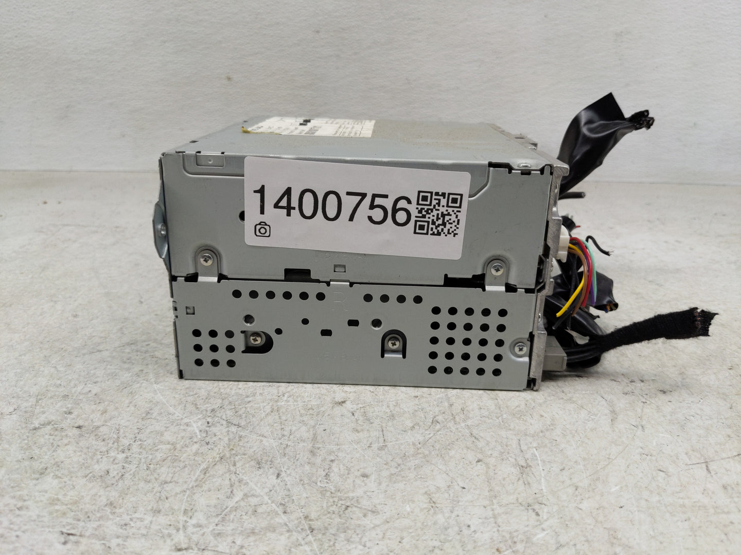 2011-2012 Nissan Murano Radio AM FM Cd Player Receiver Replacement P/N:2591A ZX77D Fits Fits 2010 2011 2012 OEM Used Auto Pa