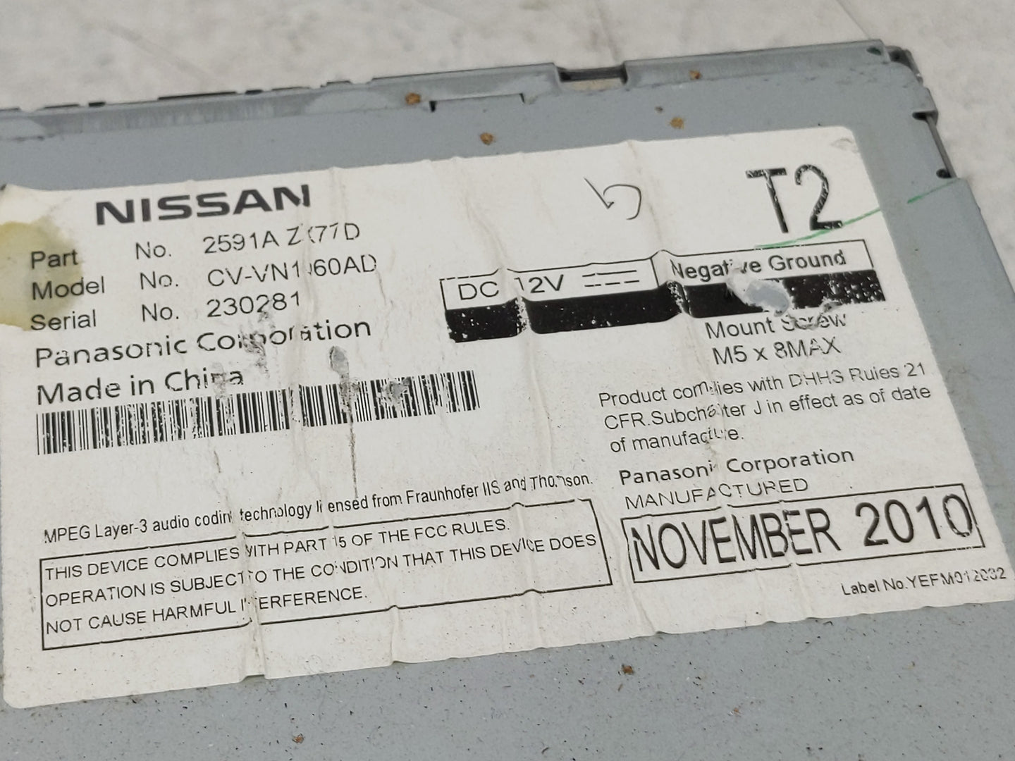 2011-2012 Nissan Murano Radio AM FM Cd Player Receiver Replacement P/N:2591A ZX77D Fits Fits 2010 2011 2012 OEM Used Auto Pa