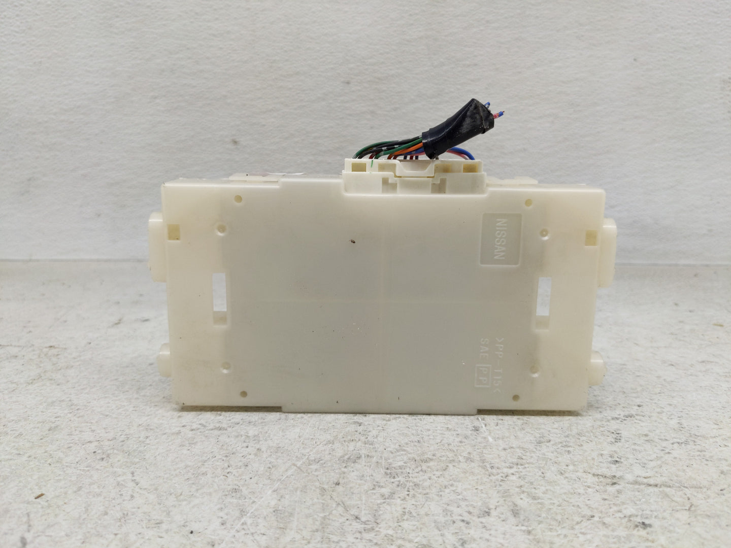2011-2014 Nissan Murano Radio AM FM Cd Player Receiver Replacement P/N:27760 1SX1A Fits Fits 2011 2012 2013 2014 OEM Used Au