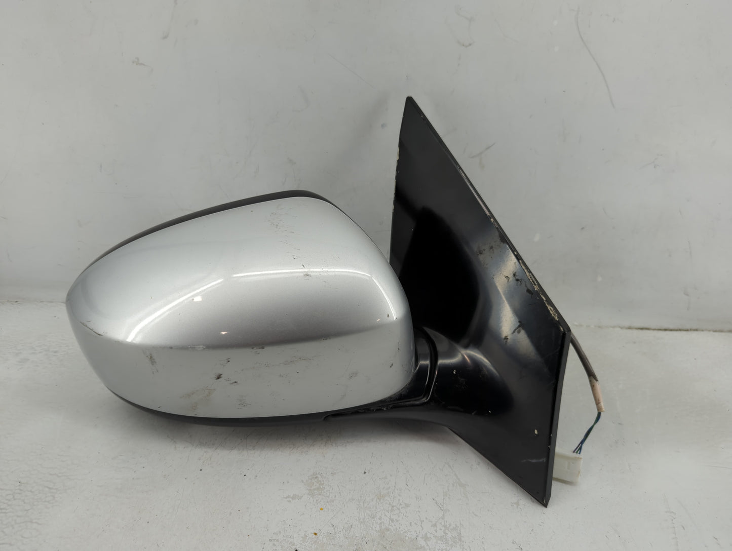2009-2014 Nissan Murano Passenger Side View Mirror - Right Door Mirror OEM Used - Oemusedautoparts1.com