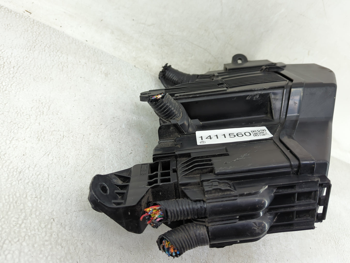 2011-2012 Nissan Murano Fusebox Fuse Box Panel Relay Module Fits Fits 2011 2012 OEM Used Auto Parts - Oemusedautoparts1.com