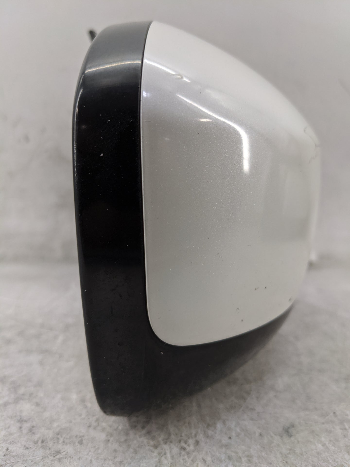 2009-2014 Nissan Murano Passenger Side View Mirror - Right Door Mirror OEM Used - Oemusedautoparts1.com
