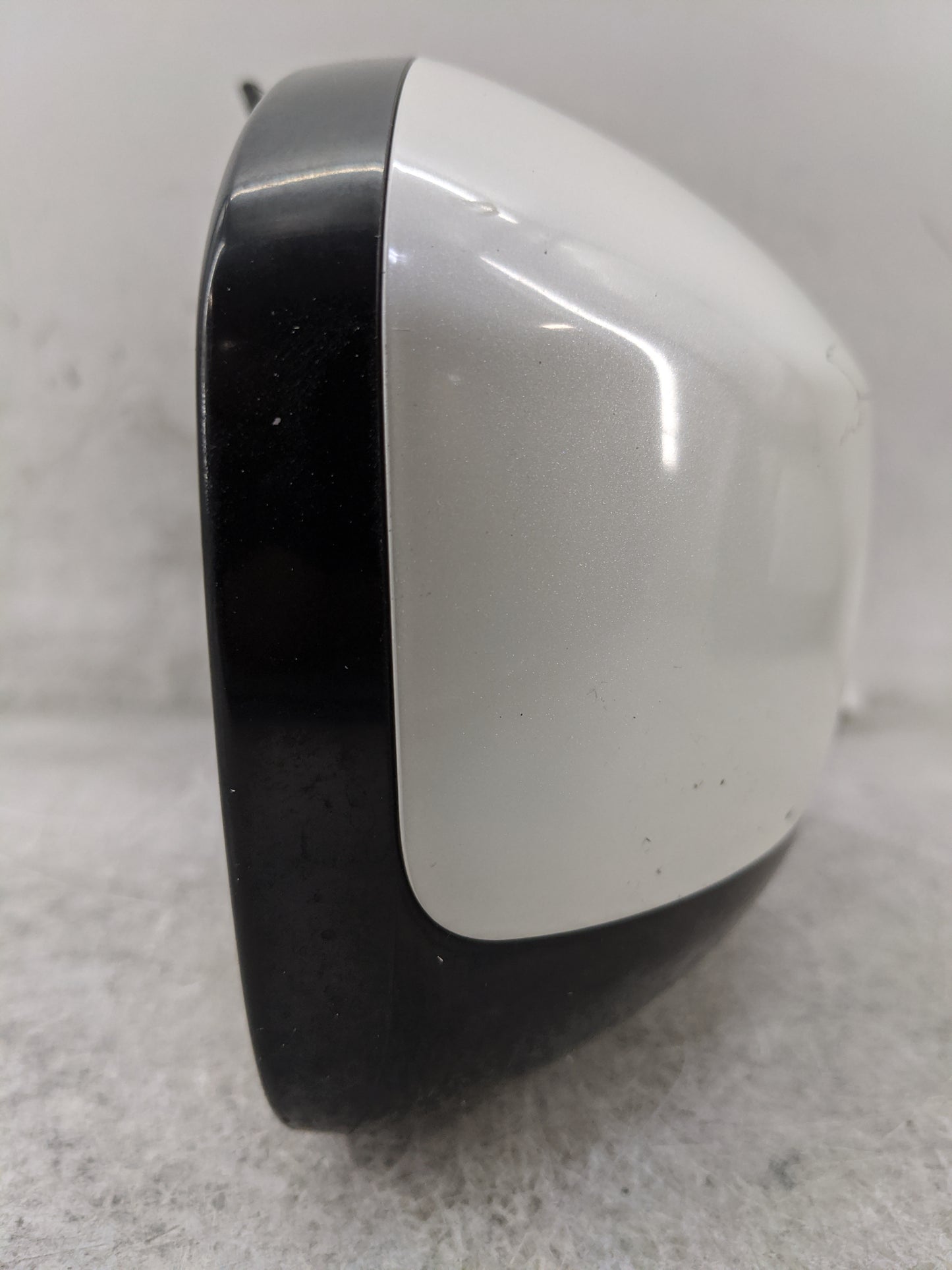 2009-2014 Nissan Murano Passenger Side View Mirror - Right Door Mirror OEM Used - Oemusedautoparts1.com