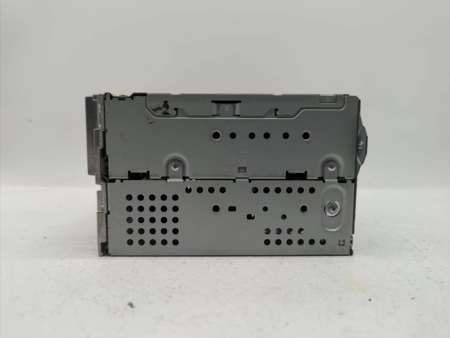 2011-2012 Nissan Murano Am Fm Cd Player Radio Receiver - Oemusedautoparts1.com