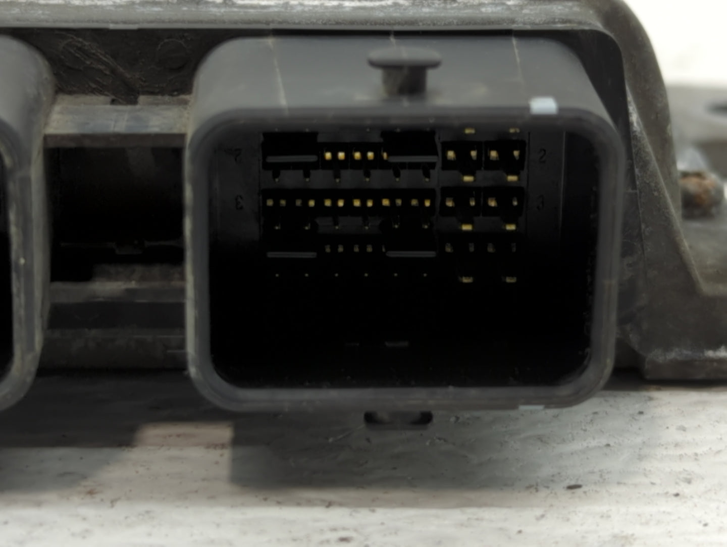 2011 Nissan Murano PCM Engine Control Computer ECU ECM PCU OEM P/N:MEC118-080 C1 MEC118-040, MEC118-080 C2, MEC118-090 C1 Fi