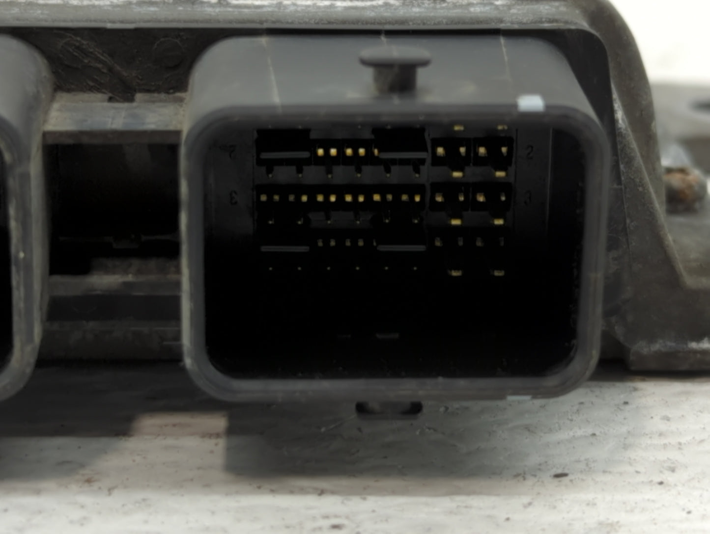 2011 Nissan Murano PCM Engine Control Computer ECU ECM PCU OEM P/N:MEC118-080 C1 MEC118-040, MEC118-080 C2, MEC118-090 C1 Fi