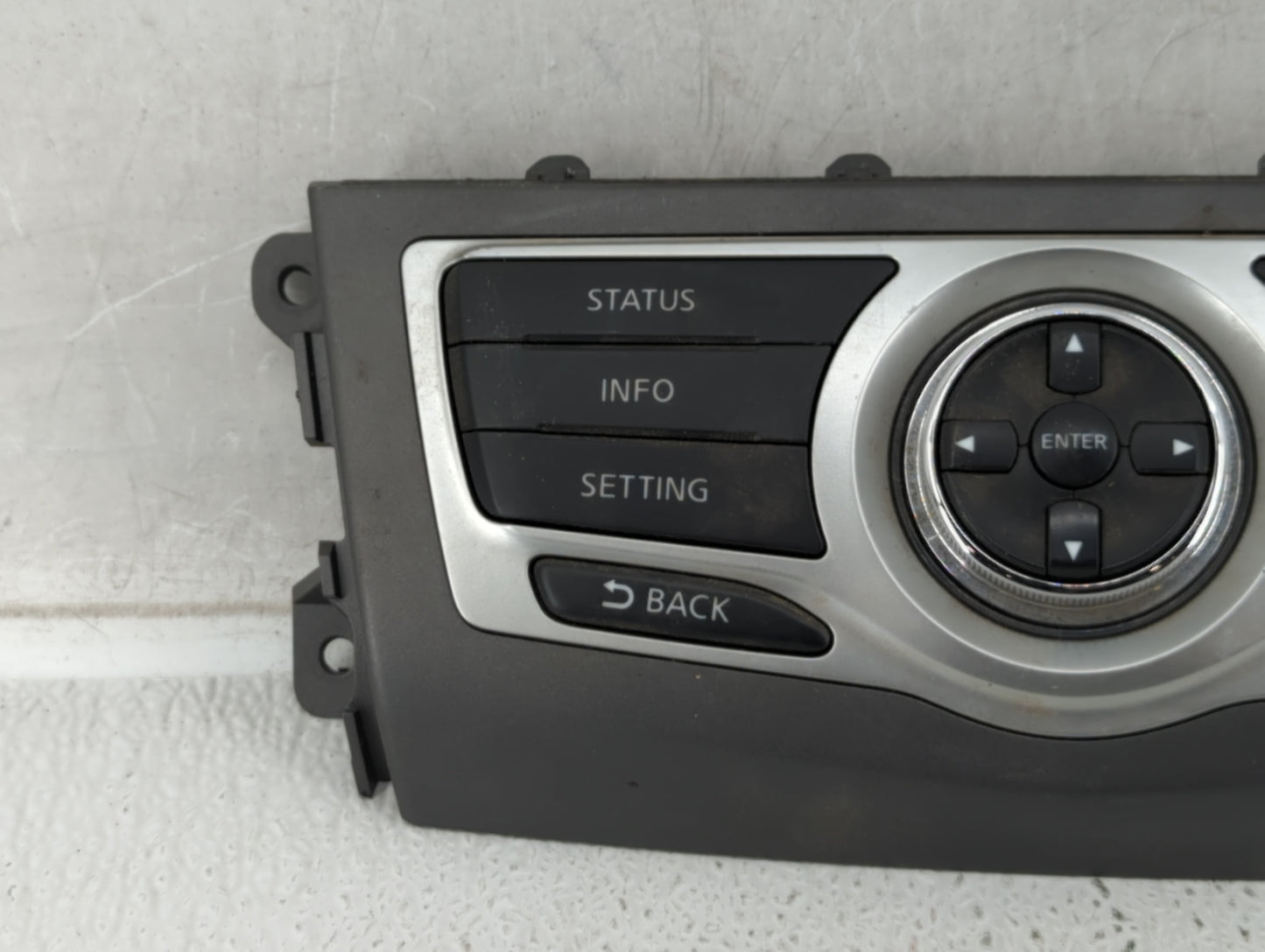 2011-2014 Nissan Murano Radio Control Panel 522809 - Oemusedautoparts1.com