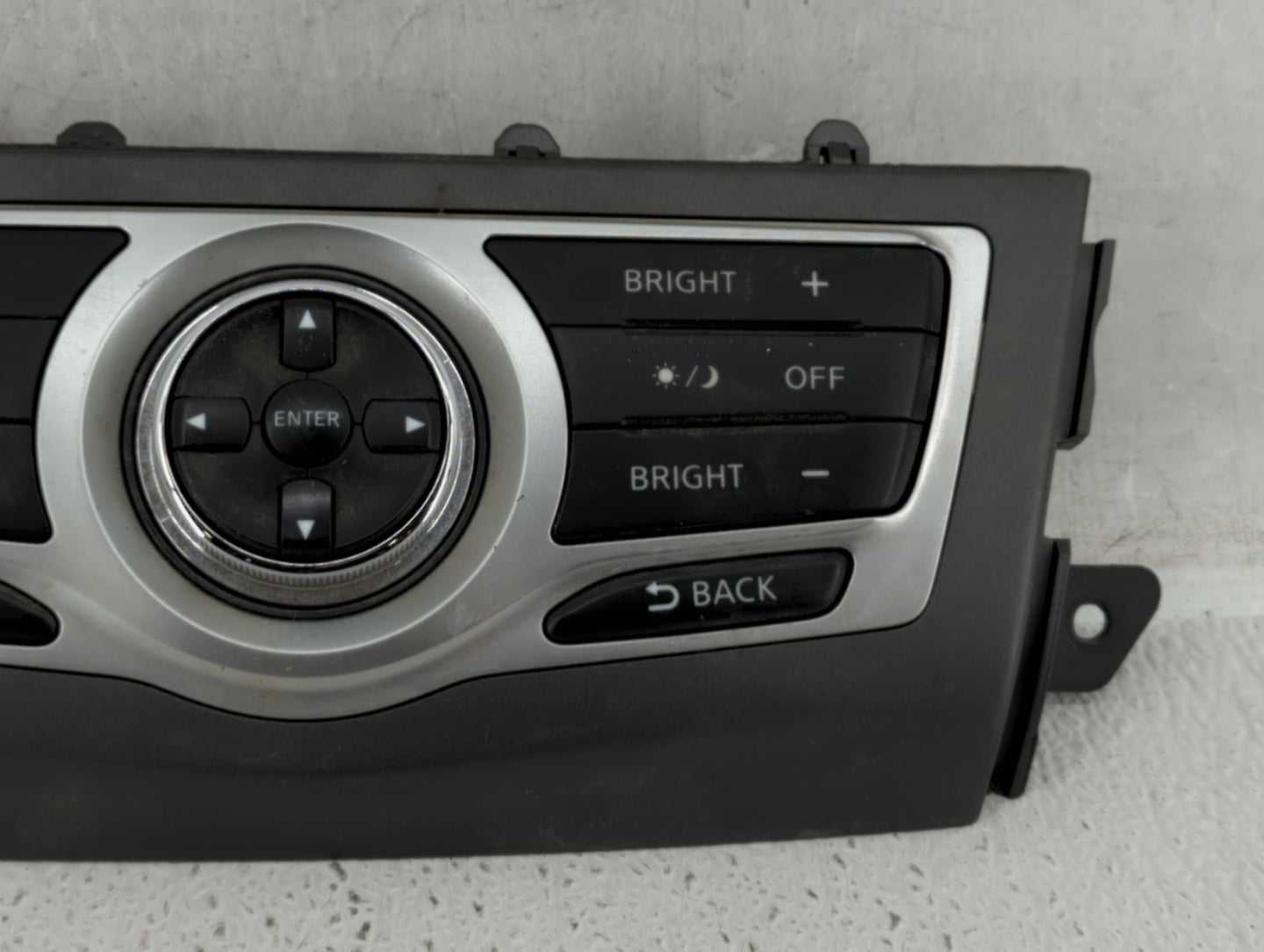 2011-2014 Nissan Murano Radio Control Panel 522809 - Oemusedautoparts1.com