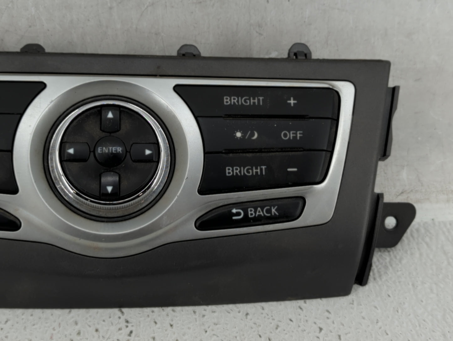 2011-2014 Nissan Murano Radio Control Panel 522809 - Oemusedautoparts1.com