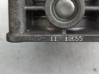 compare product 2009-2014 Nissan Murano Throttle Body P/N:RME70-11 Fits Fits 2007 2008 2009 2010 2011 2012 2013 2014 OEM Used Auto Parts