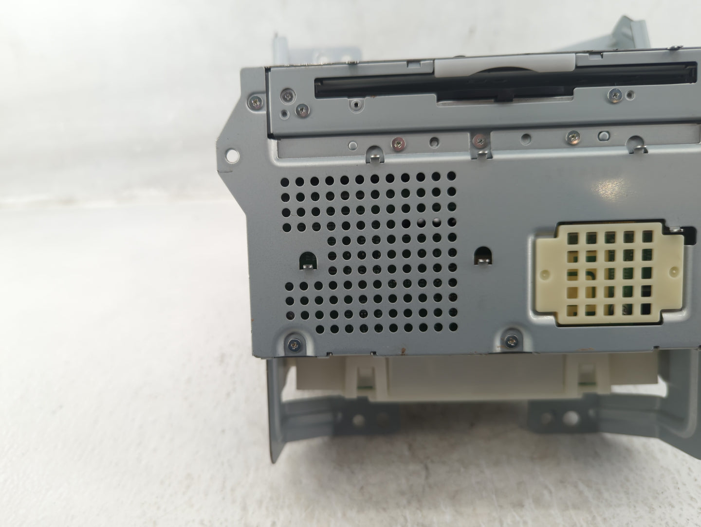 2011-2012 Nissan Murano Am Fm Cd Player Radio Receiver - Oemusedautoparts1.com