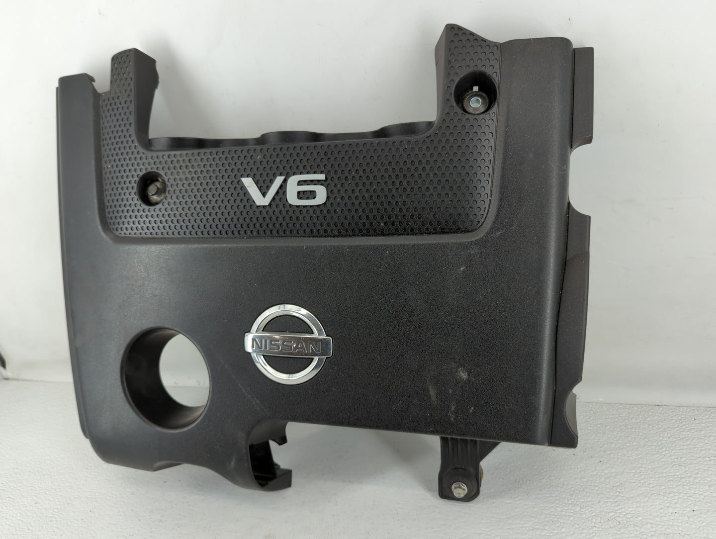 2011 Nissan Murano Engine Cover - Oemusedautoparts1.com