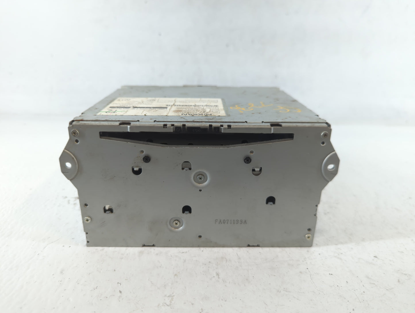 2011-2012 Nissan Murano Am Fm Cd Player Radio Receiver - Oemusedautoparts1.com
