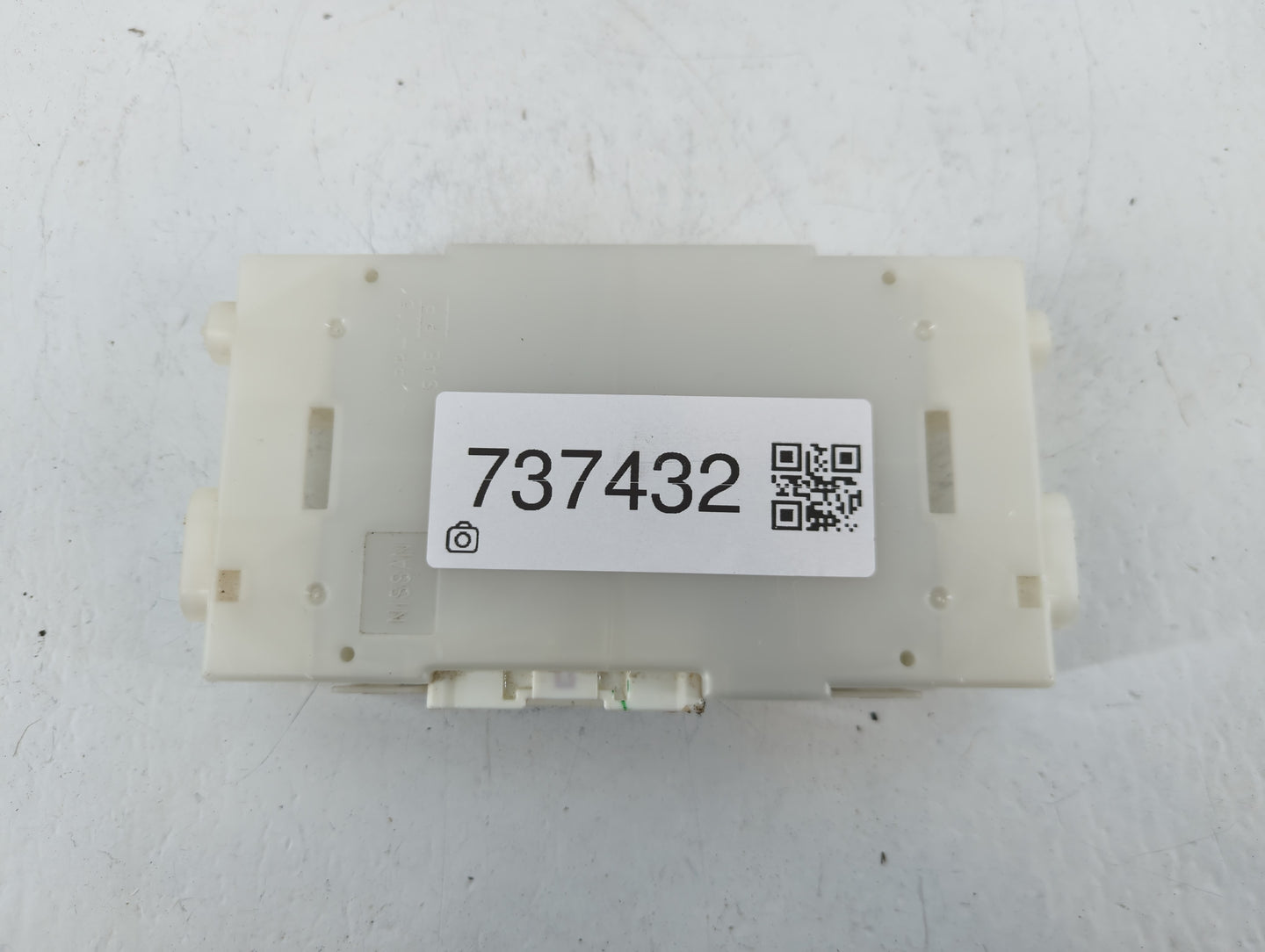 2011-2011 Nissan Murano Body Control Module Bcm Inner Cabin Fuse Box - Oemusedautoparts1.com