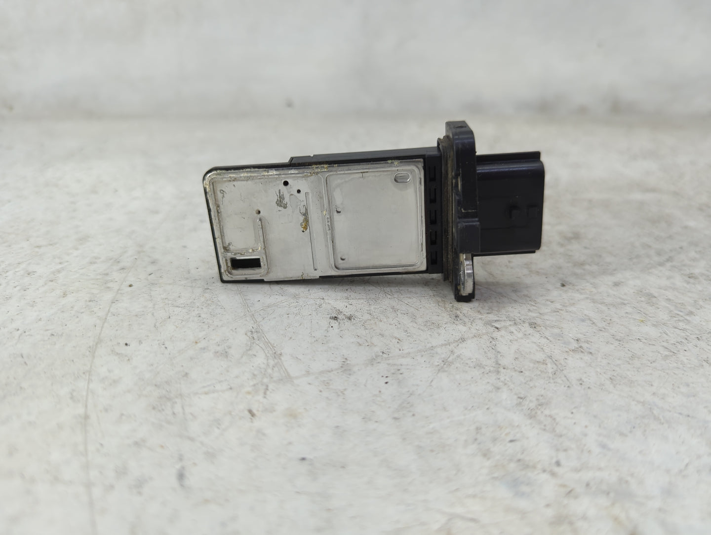 2005-2014 Nissan Pathfinder Mass Air Flow Meter Maf 1489851 - Oemusedautoparts1.com