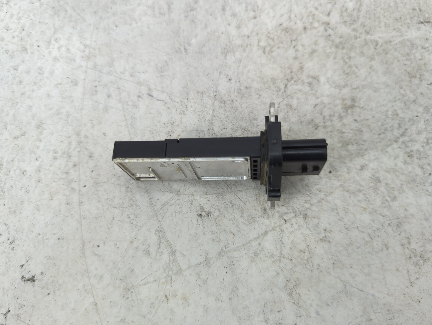 2005-2014 Nissan Pathfinder Mass Air Flow Meter Maf 1489851 - Oemusedautoparts1.com