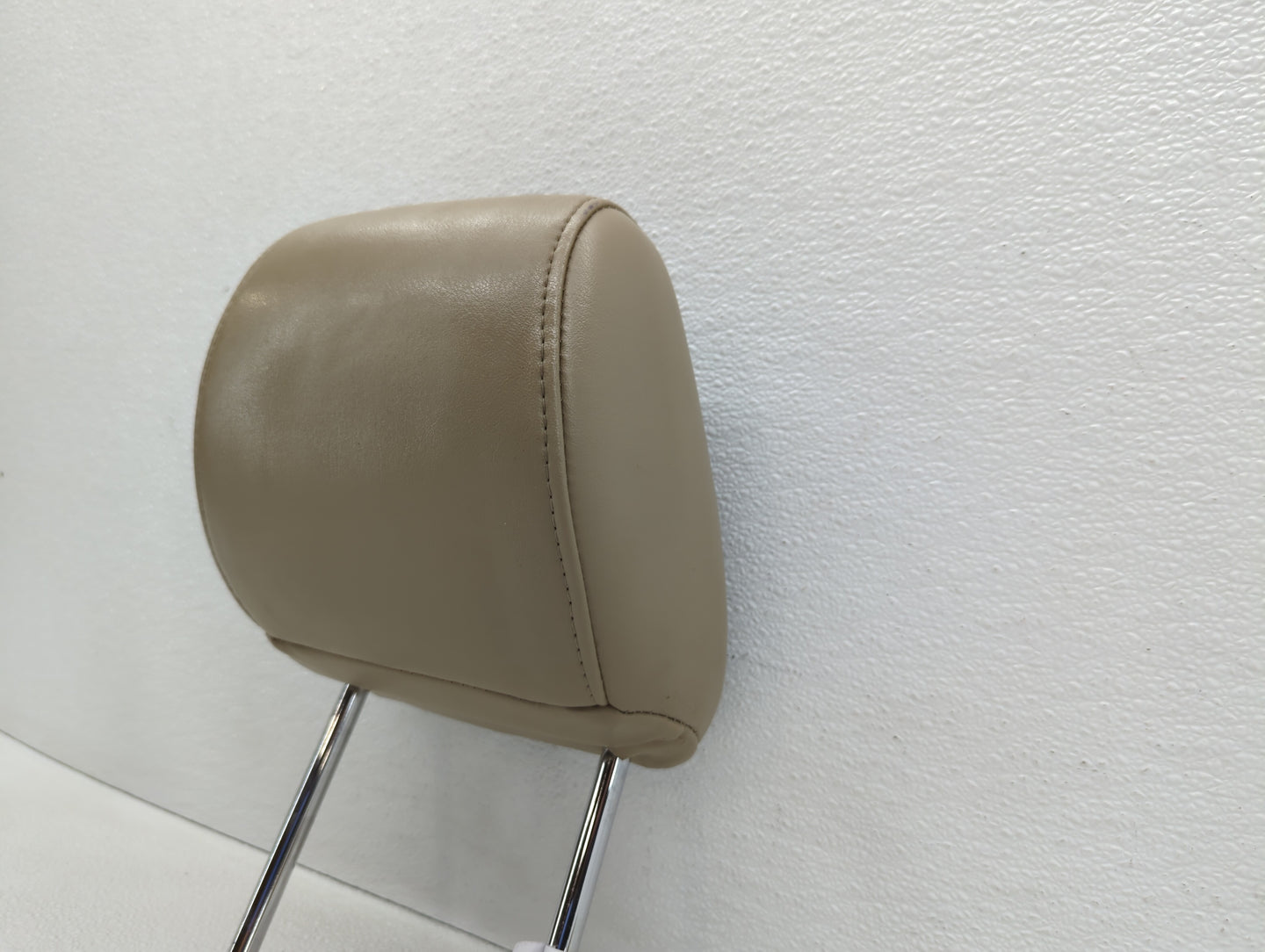 2011 Nissan Pathfinder Headrest Head Rest Front Driver Passenger Seat - Oemusedautoparts1.com