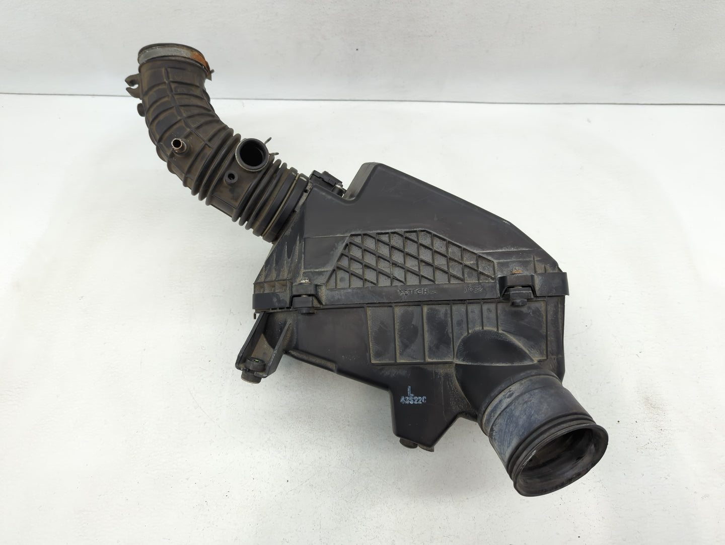2005-2014 Nissan Pathfinder Mass Air Flow Meter Maf - Oemusedautoparts1.com