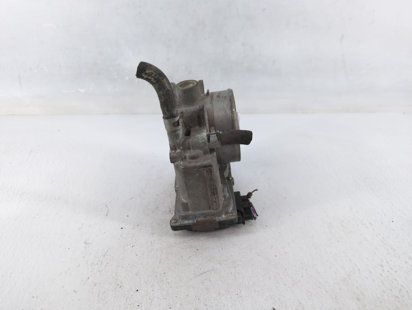 2005-2012 Nissan Pathfinder Throttle Body P/N:16119 7S001 Fits Fits 2005 2006 2007 2008 2009 2010 2011 2012 2013 2014 OEM Us