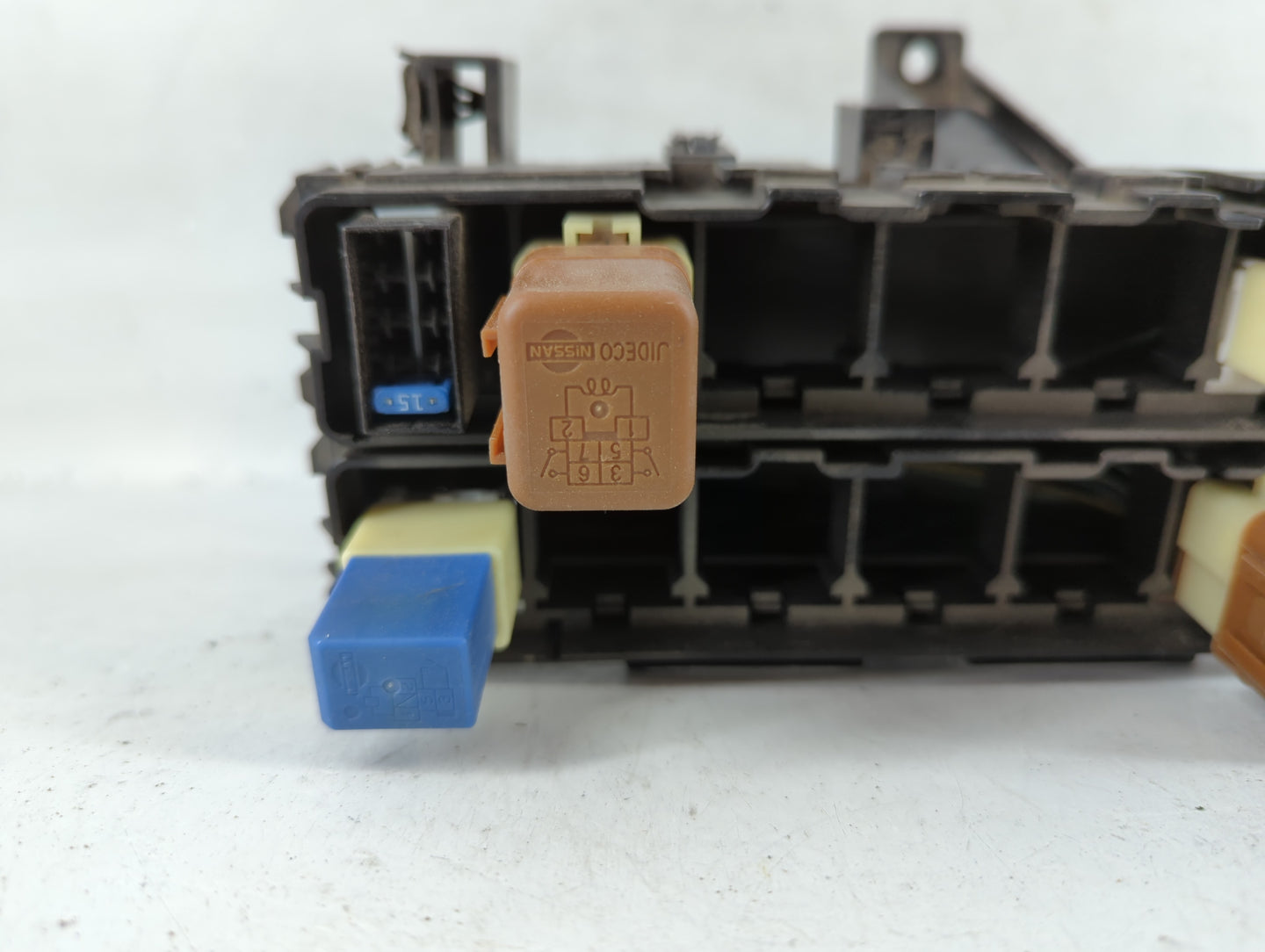 2010-2012 Nissan Pathfinder Fusebox Fuse Box Panel Relay Module P/N:ZP00B 24382 Fits OEM Used Auto Parts - Oemusedautoparts1