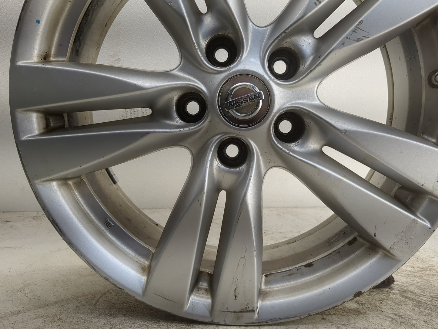 2011-2017 Nissan Quest Oem Wheel Rim - Oemusedautoparts1.com