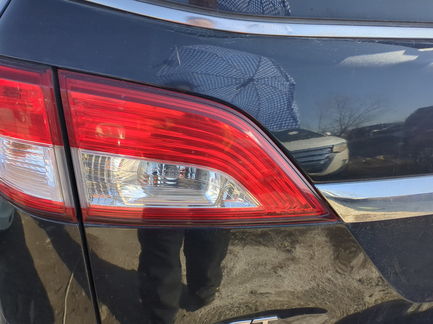 2011 Nissan Quest Driver Left Side Tail Light Taillight Deck Lid Mounted - Oemusedautoparts1.com