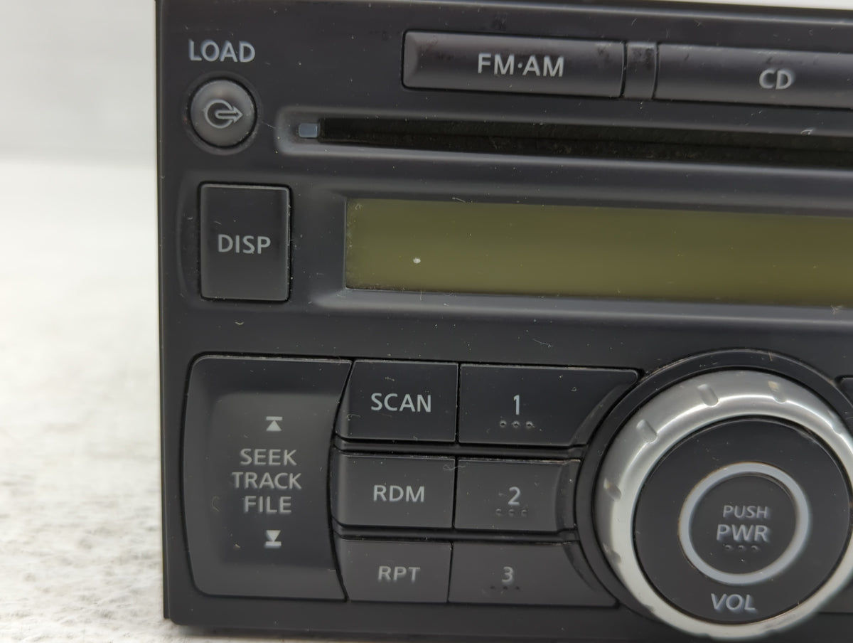 2011-2011 Nissan Quest Am Fm Cd Player Radio Receiver 738465 - Oemusedautoparts1.com