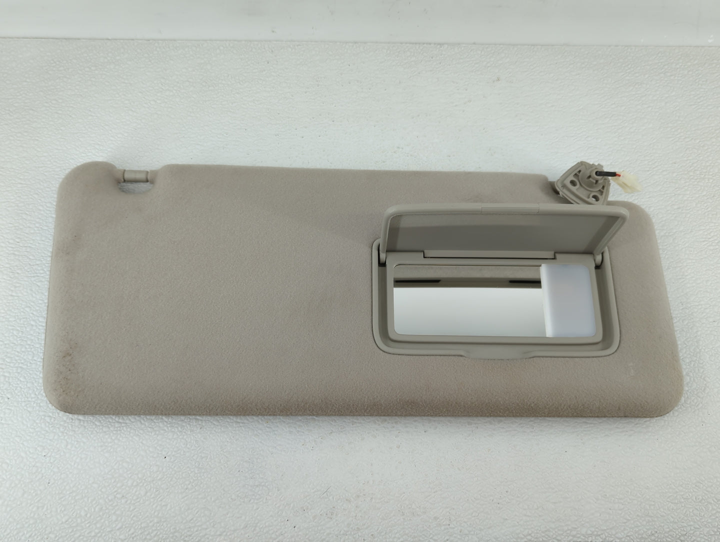 2011 Nissan Quest Sun Visor Shade Replacement Passenger Right Mirror Fits Fits 2012 2013 2014 2015 2016 2017 OEM Used Auto P