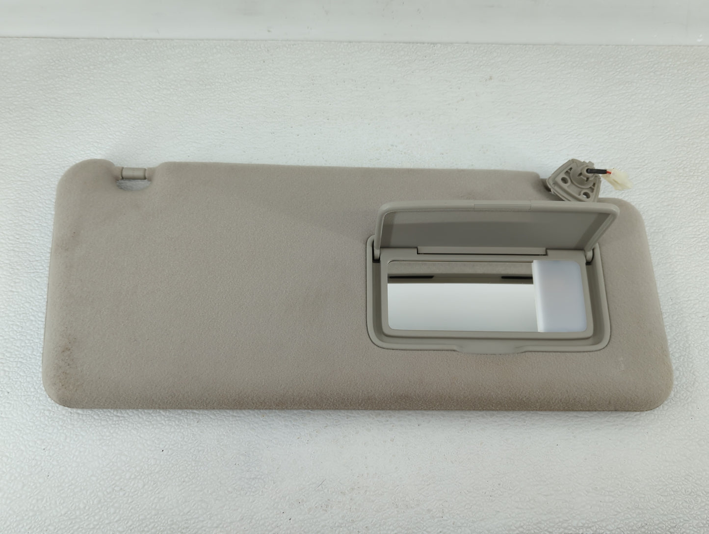 2011 Nissan Quest Sun Visor Shade Replacement Passenger Right Mirror Fits Fits 2012 2013 2014 2015 2016 2017 OEM Used Auto P