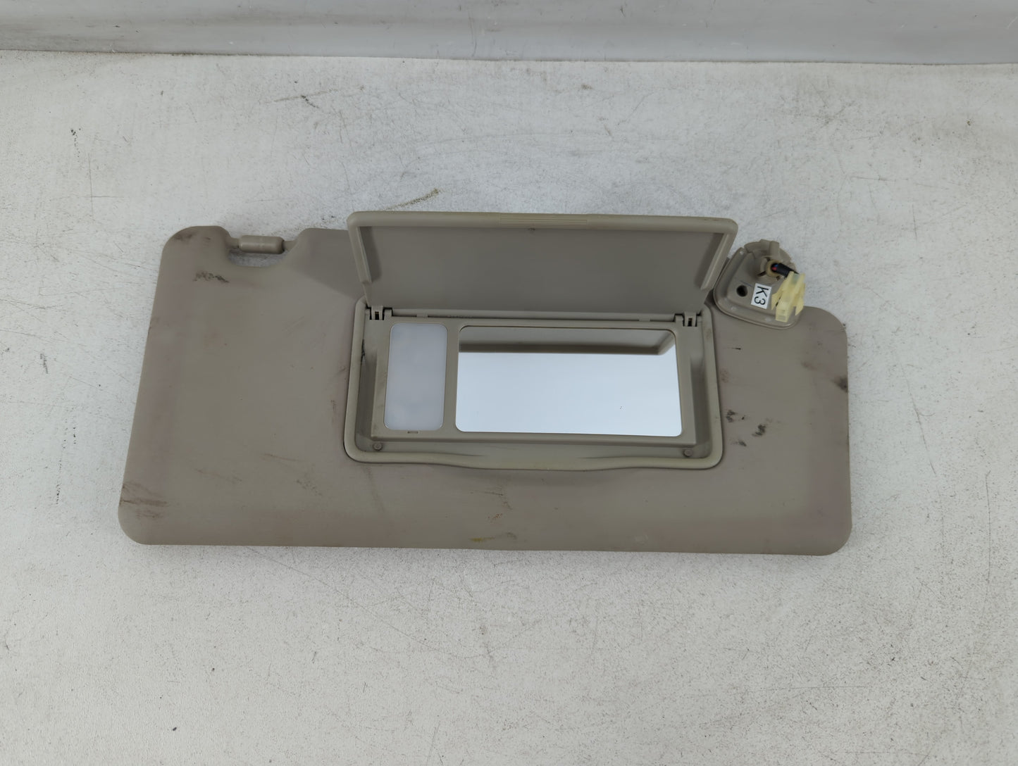 2008-2015 Nissan Rogue Sun Visor Shade Replacement Passenger Right Mirror Fits Fits 2008 2009 2010 2011 2012 2013 2014 2015 