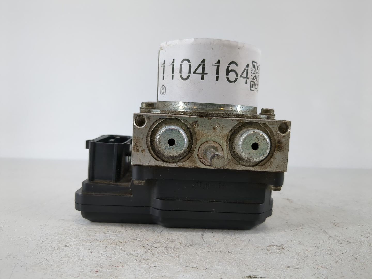2011 Nissan Rogue ABS Pump Control Module Replacement P/N:47660 JM03A Fits OEM Used Auto Parts - Oemusedautoparts1.com