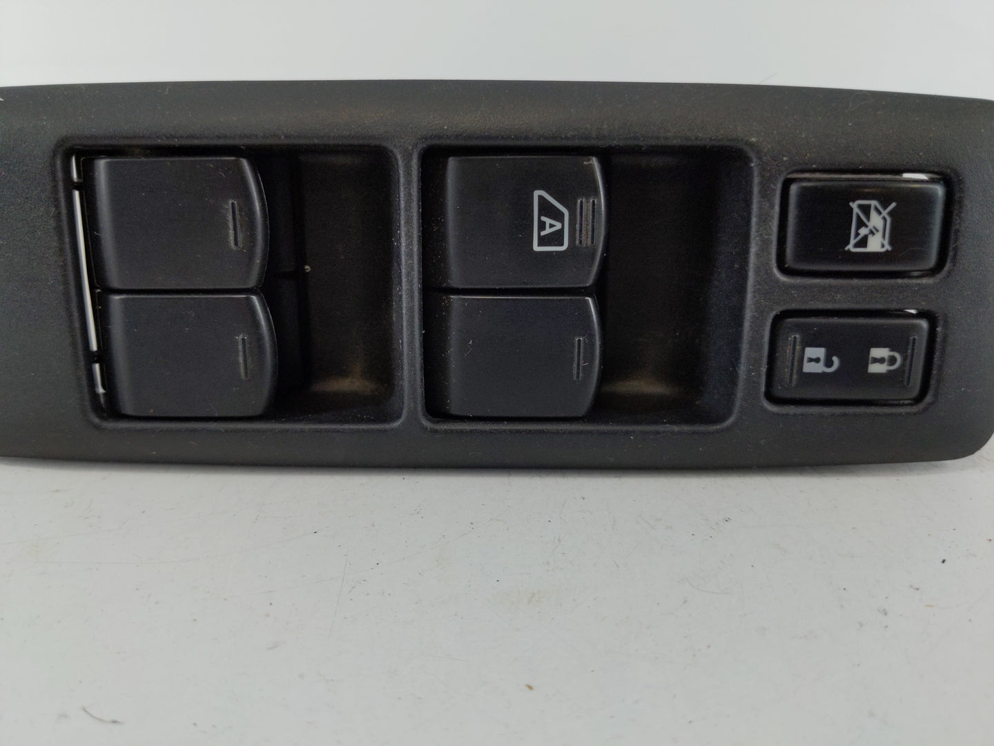 2011-2015 Nissan Rogue Master Power Window Switch Replacement Driver Side Left Fits Fits 2011 2012 2013 2014 2015 OEM Used A