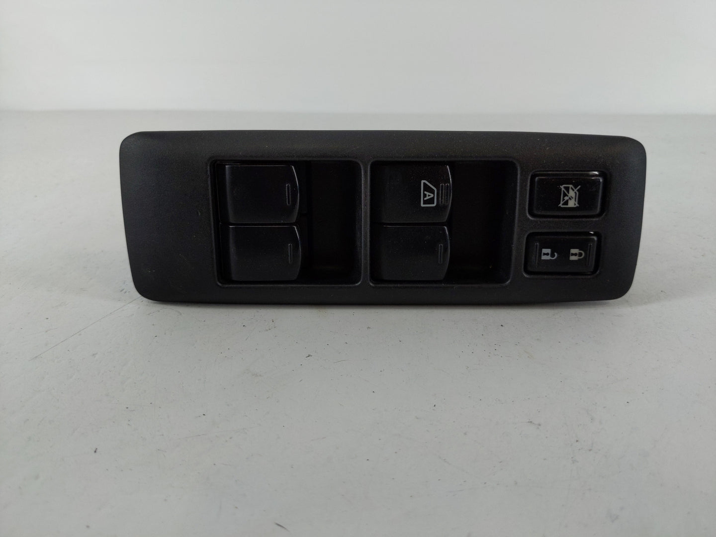 2011-2015 Nissan Rogue Master Power Window Switch Replacement Driver Side Left Fits Fits 2011 2012 2013 2014 2015 OEM Used A