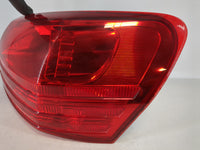 2008-2015 Nissan Rogue Tail Light Assembly Passenger Right OEM Fits Fits 2008 2009 2010 2011 2012 2013 2014 2015 OEM Used Au