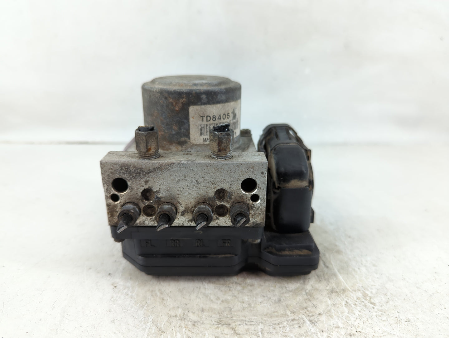 2011 Nissan Rogue ABS Pump Control Module Replacement P/N:47660 JM13A 0916K143 Fits OEM Used Auto Parts - Oemusedautoparts1.