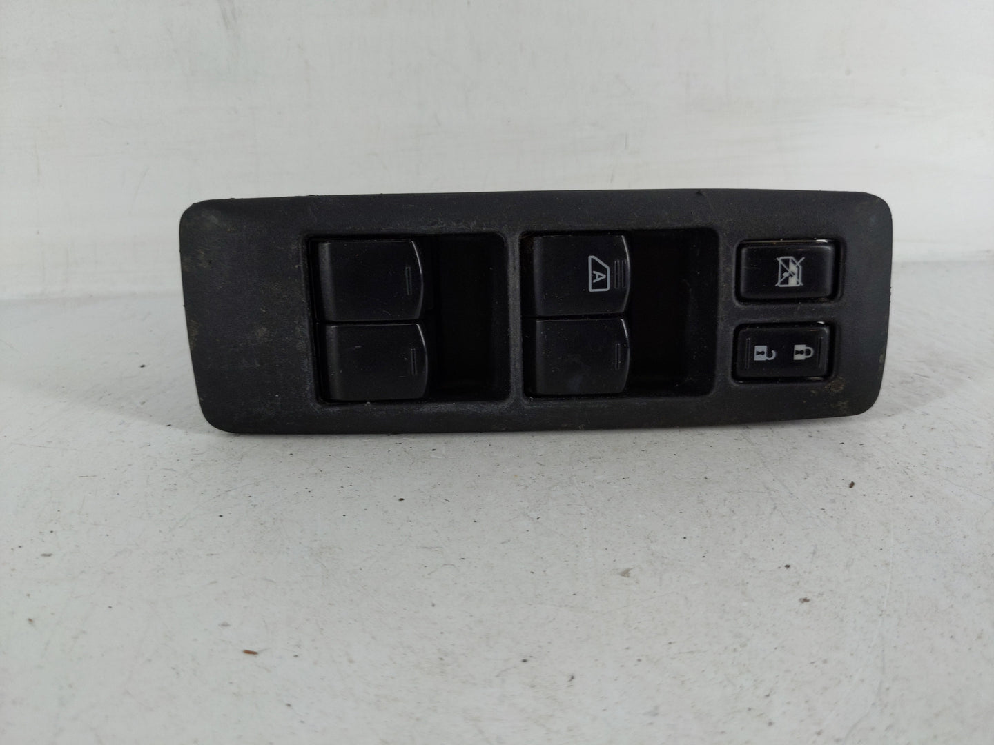2011-2015 Nissan Rogue Master Power Window Switch Replacement Driver Side Left Fits Fits 2011 2012 2013 2014 2015 OEM Used A
