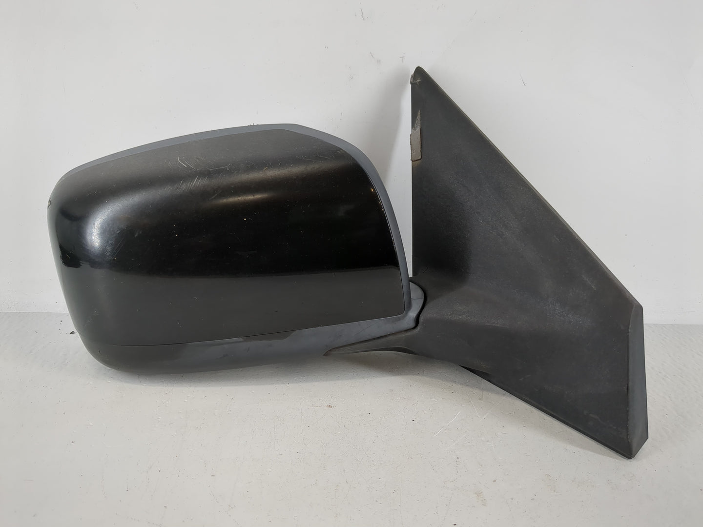 2008-2015 Nissan Rogue Passenger Side View Mirror - Right Door Mirror OEM Used - Oemusedautoparts1.com