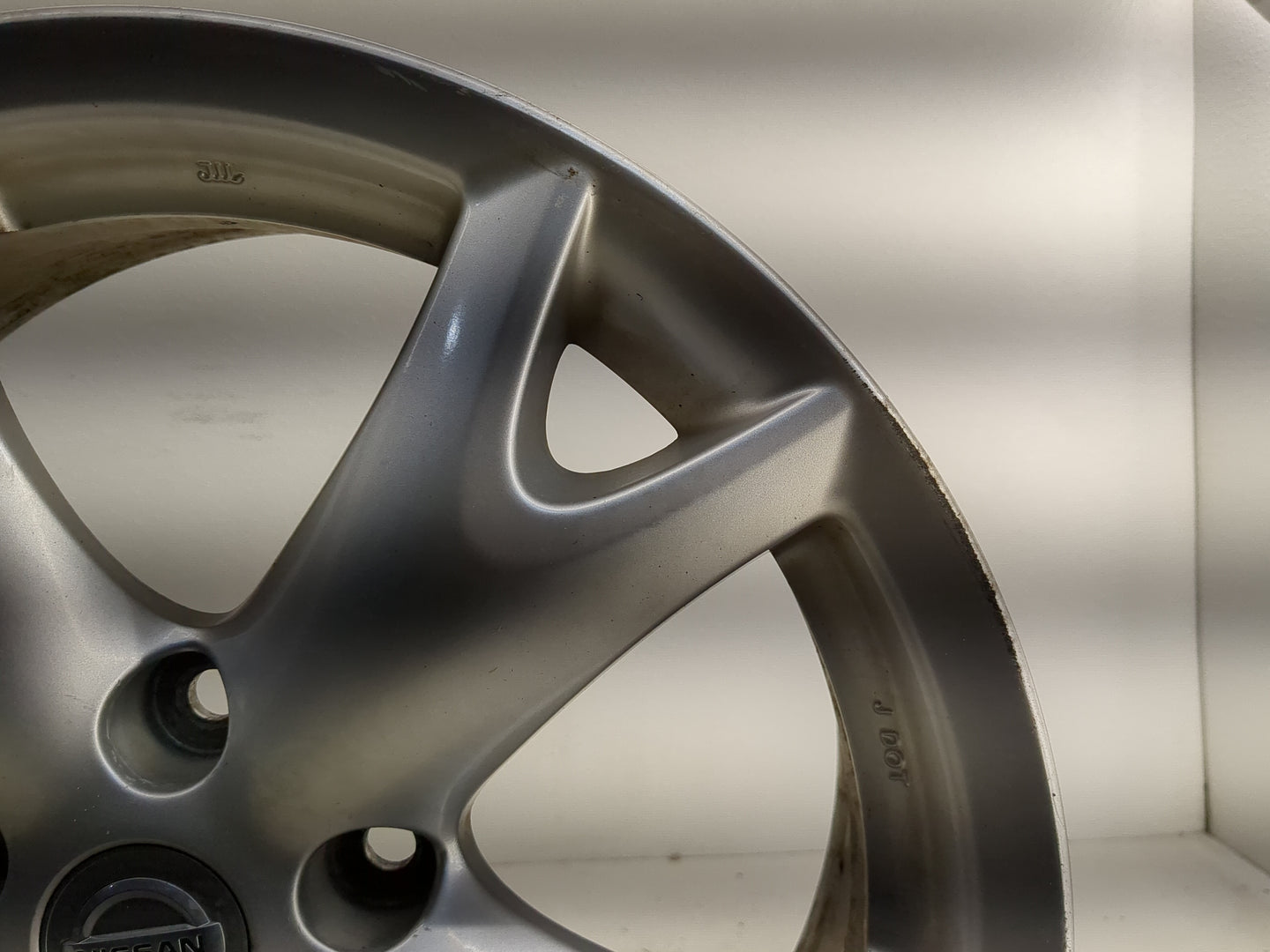 2008-2012 Nissan Rogue Oem Wheel Rim - Oemusedautoparts1.com