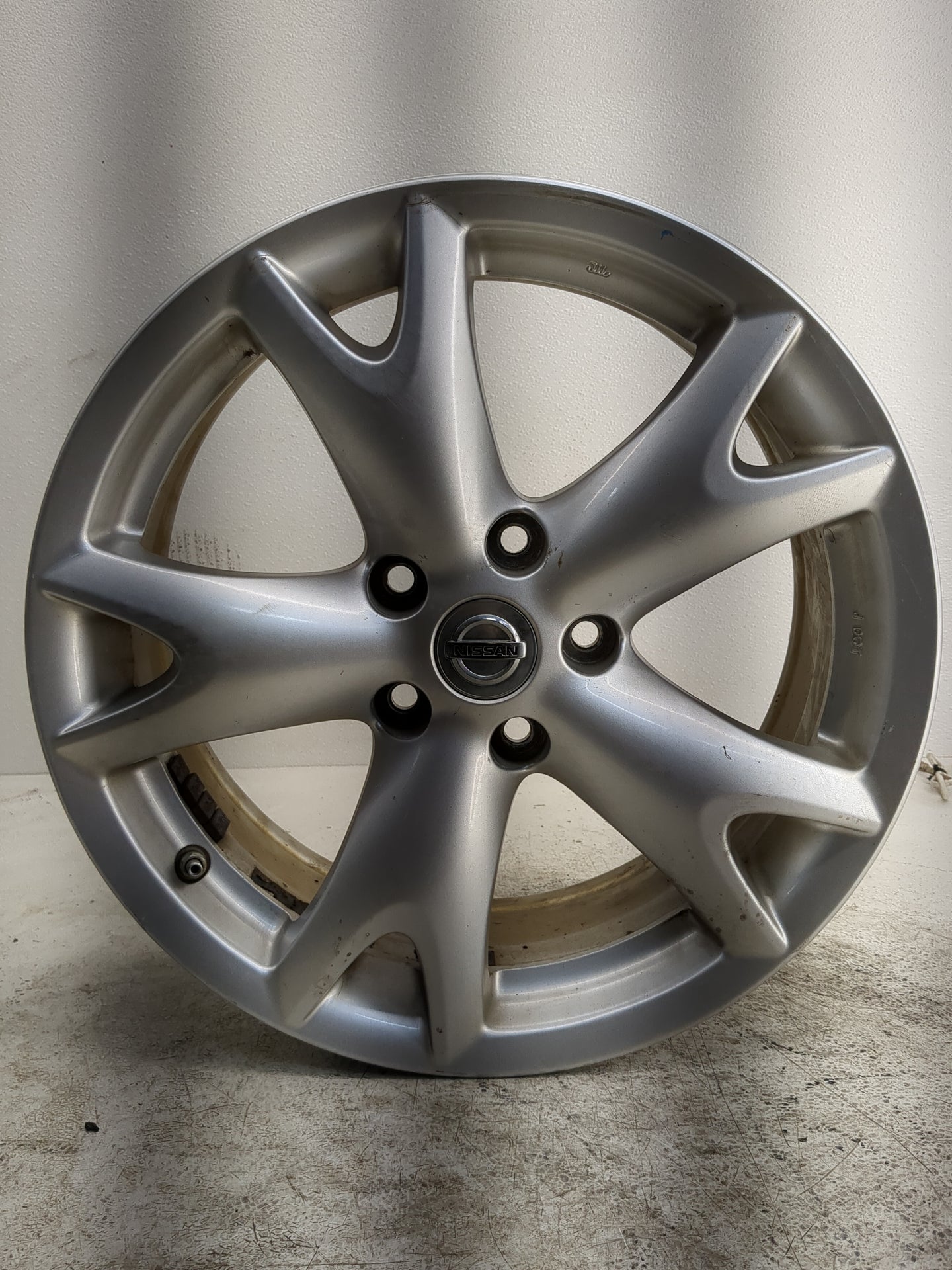 2008-2012 Nissan Rogue Oem Wheel Rim - Oemusedautoparts1.com