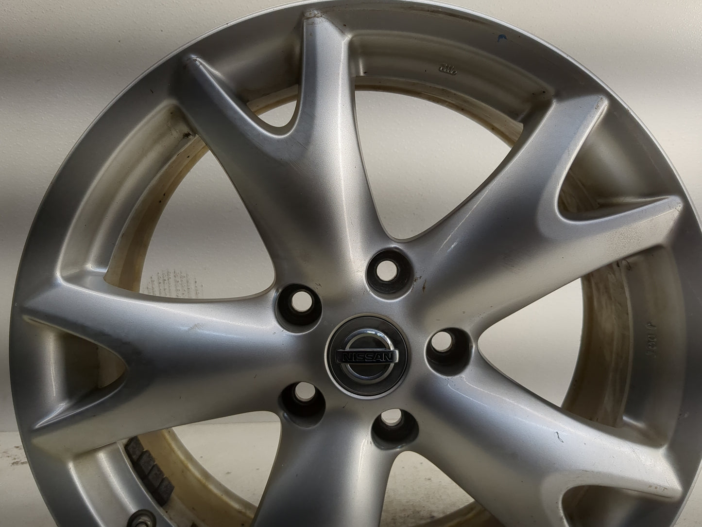 2008-2012 Nissan Rogue Oem Wheel Rim - Oemusedautoparts1.com