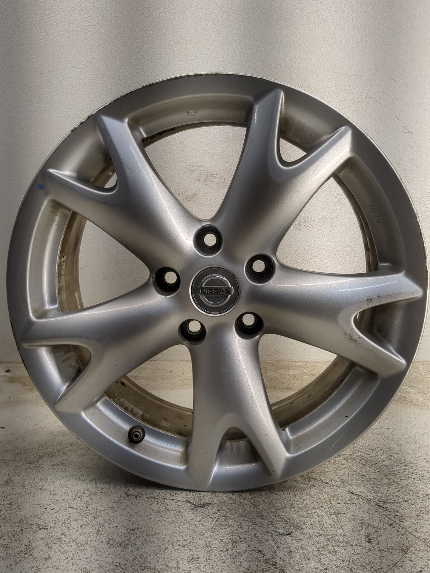 2008-2012 Nissan Rogue Oem Wheel Rim - Oemusedautoparts1.com