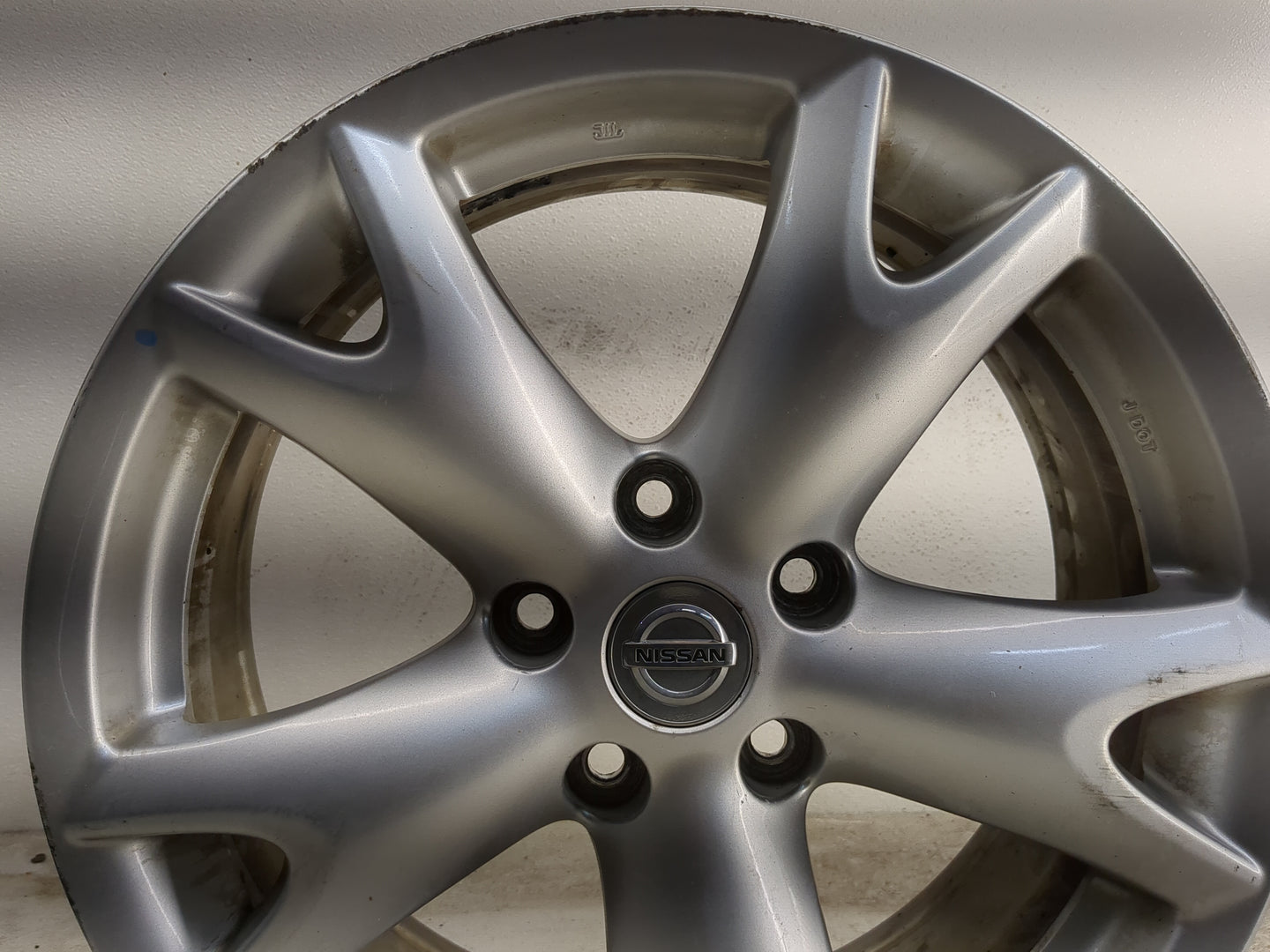 2008-2012 Nissan Rogue Oem Wheel Rim - Oemusedautoparts1.com